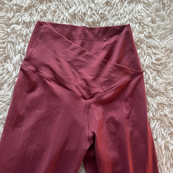 Aerie Offline Mauve Crossover Leggings - Picture 4 of 6